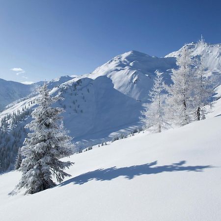 Attractive Holiday Home In Kaltenbach On The Ski Slope Stumm Bagian luar foto