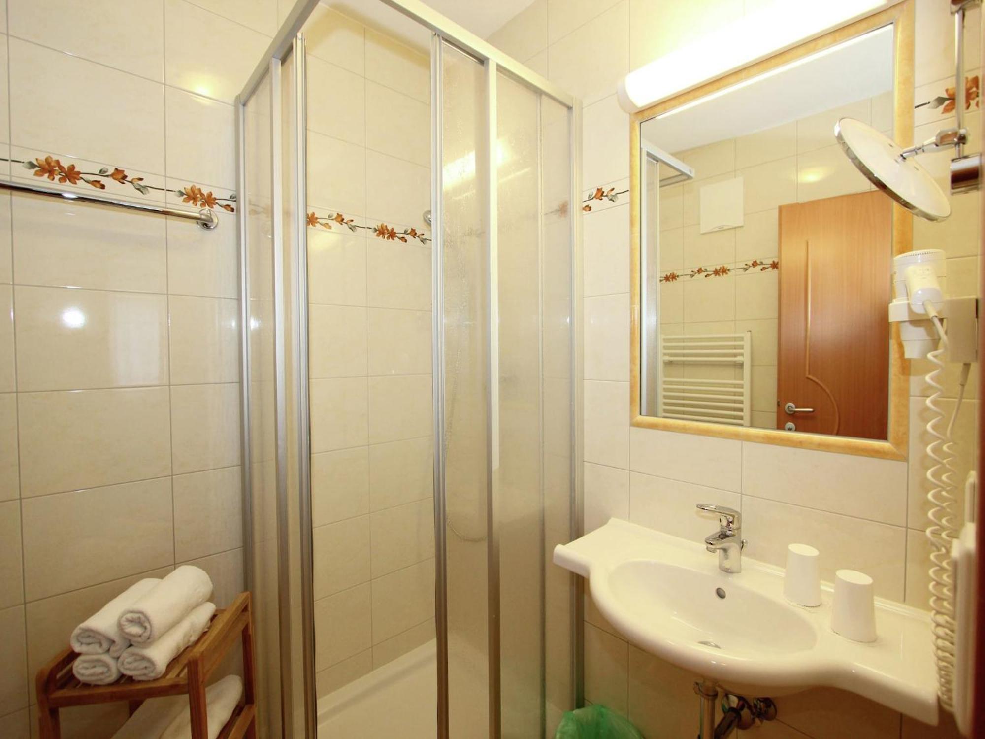 Attractive Holiday Home In Kaltenbach On The Ski Slope Stumm Bagian luar foto